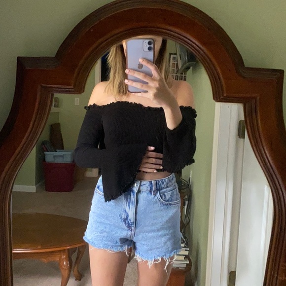 Crop Top - Picture 1 of 2